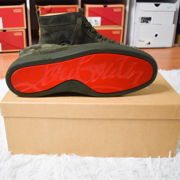 Size 10.5 Christian Louboutin Green with spikes - Picture 3 of 4